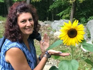 Meryl Hayton with sunflower
